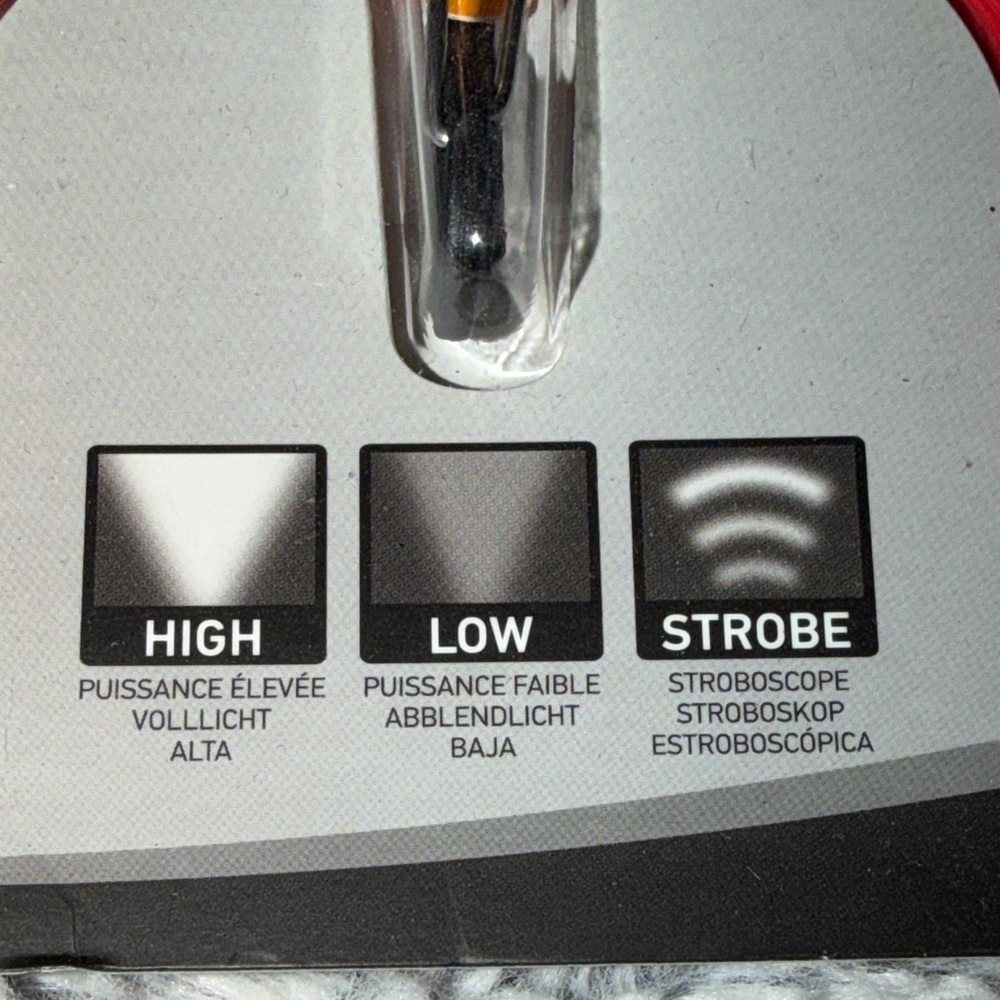 BugLit LED Micro Flashlight - Red - Picture 3 of 16